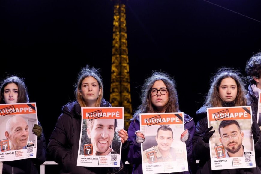 Hope, fear at Paris rally for Gaza hostages