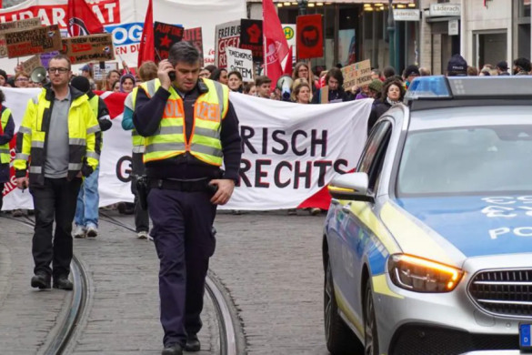 Germans vote in high-stakes election watched closely by Europe and US