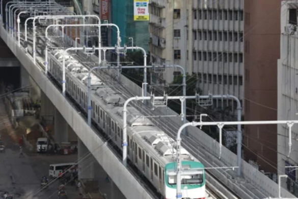 2 MRT police officers to patrol each metro train for enhanced security