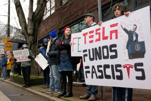 Scattered anti-Musk protests target Tesla dealerships